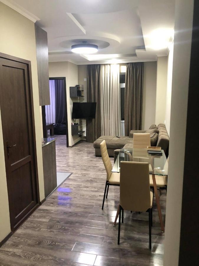 Apartament George-Groups Kutaisi Zewnętrze zdjęcie