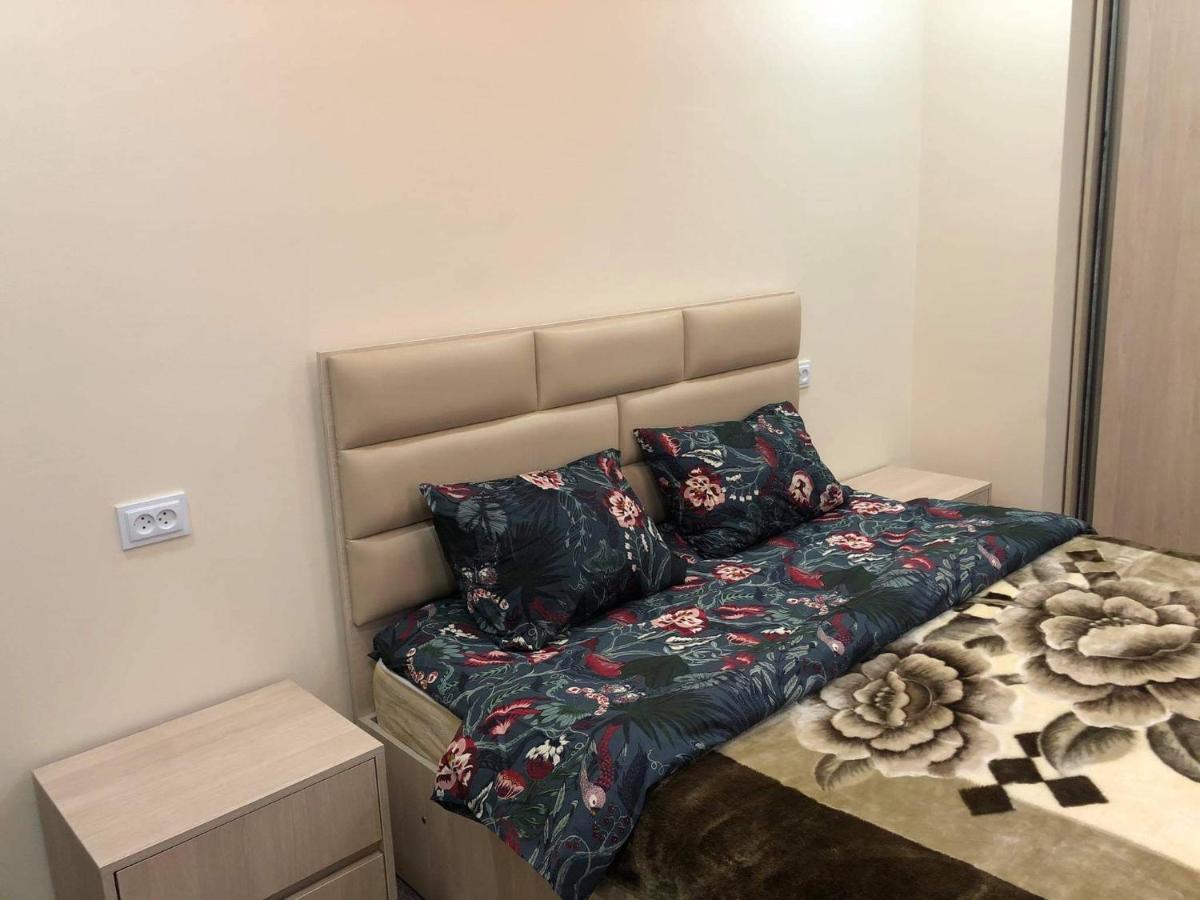 Apartament George-Groups Kutaisi Zewnętrze zdjęcie